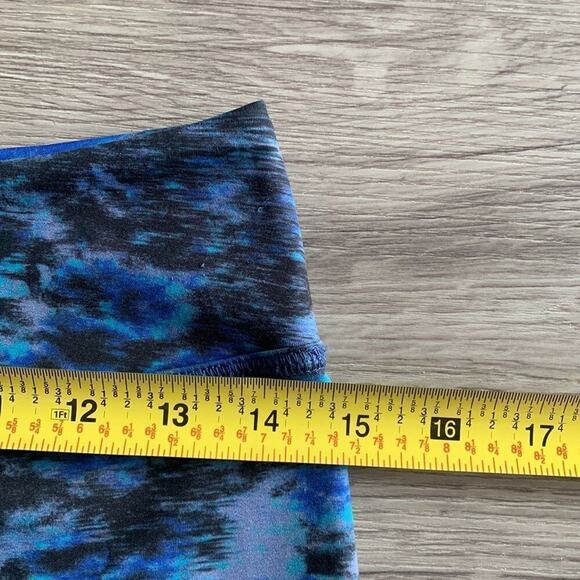 Beyond Yoga Tie Dye Cropped Capri Leggings Black And Bright Blue Size Small - Picture 5 of 7